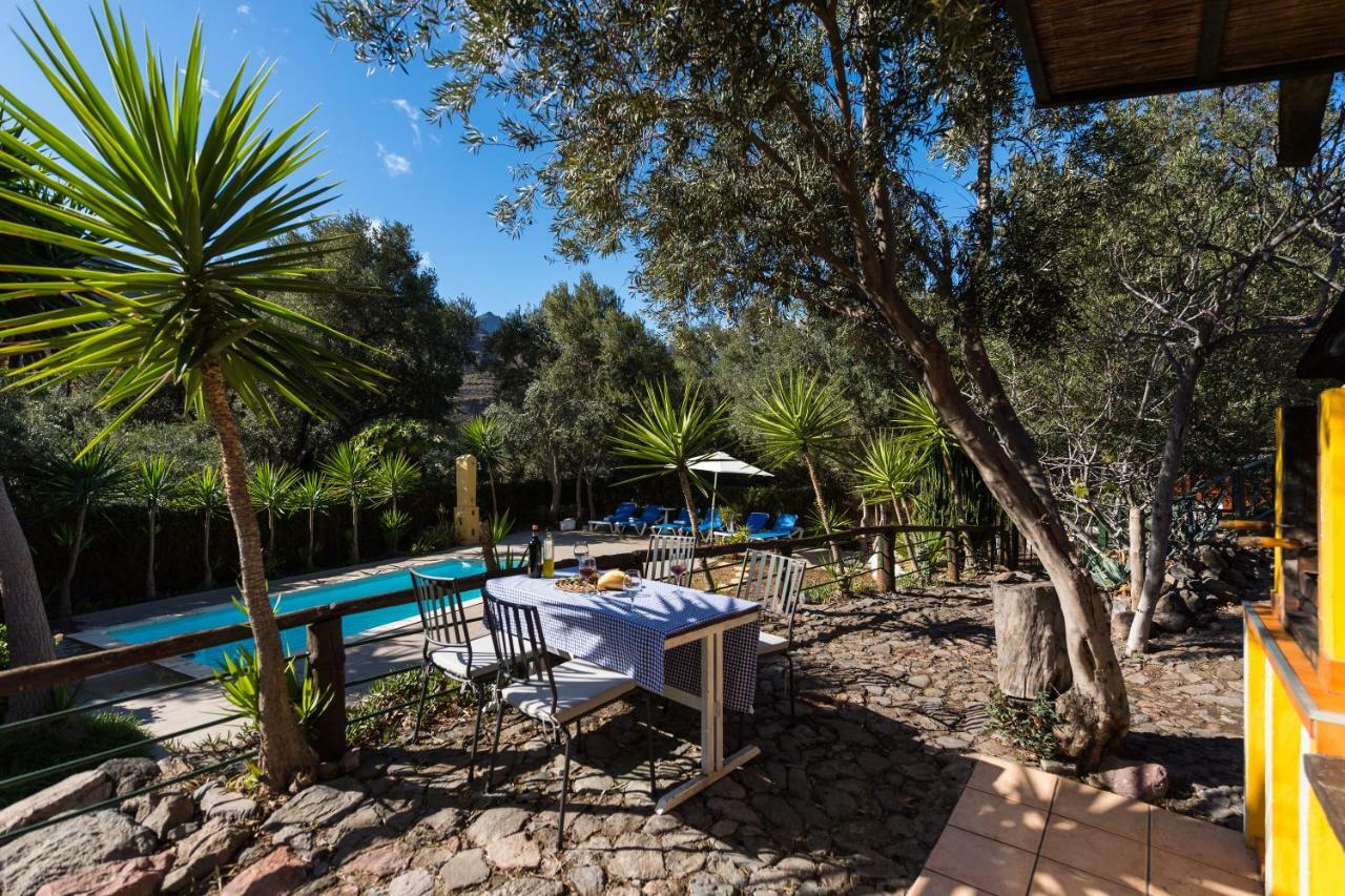 Bohemian Hideaway Finca - 2 Unique Houses With Shared Pool Santa Lucia De Tirajana Экстерьер фото